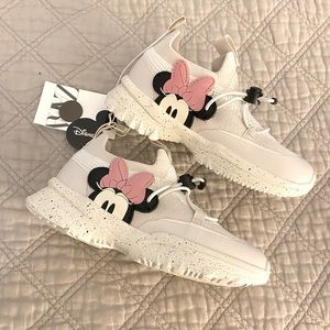Zara Minnie Mouse Toddler shoe size 26